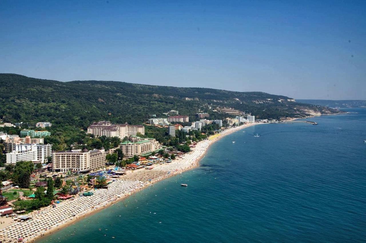 Golden Sands Rentals Apartments Exteriör bild