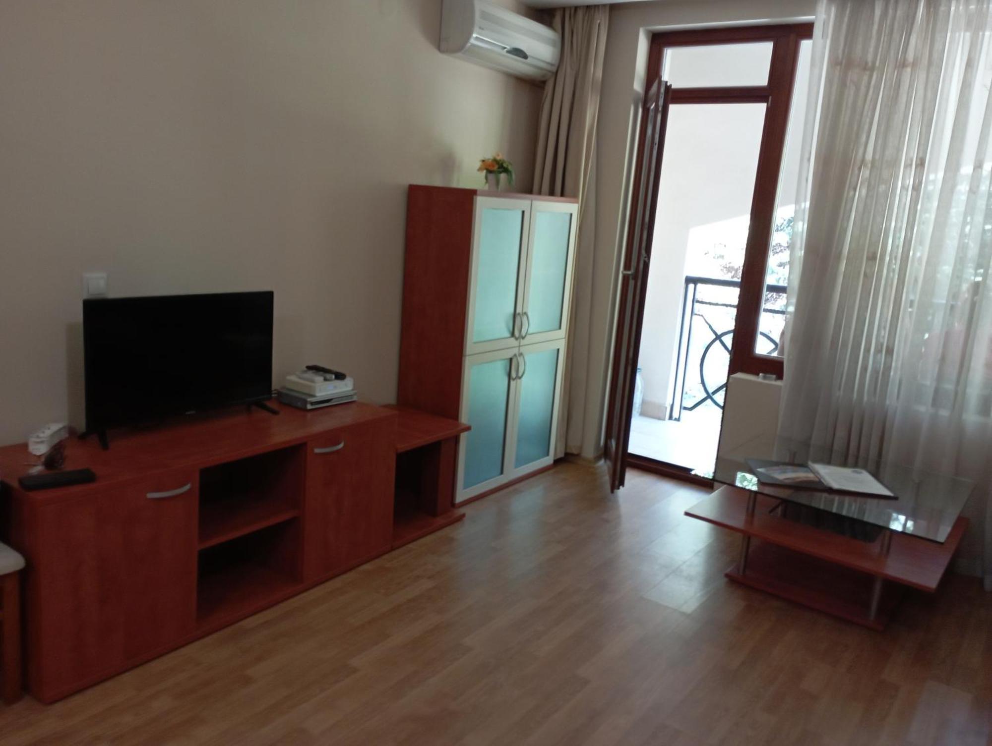 Golden Sands Rentals Apartments Exteriör bild